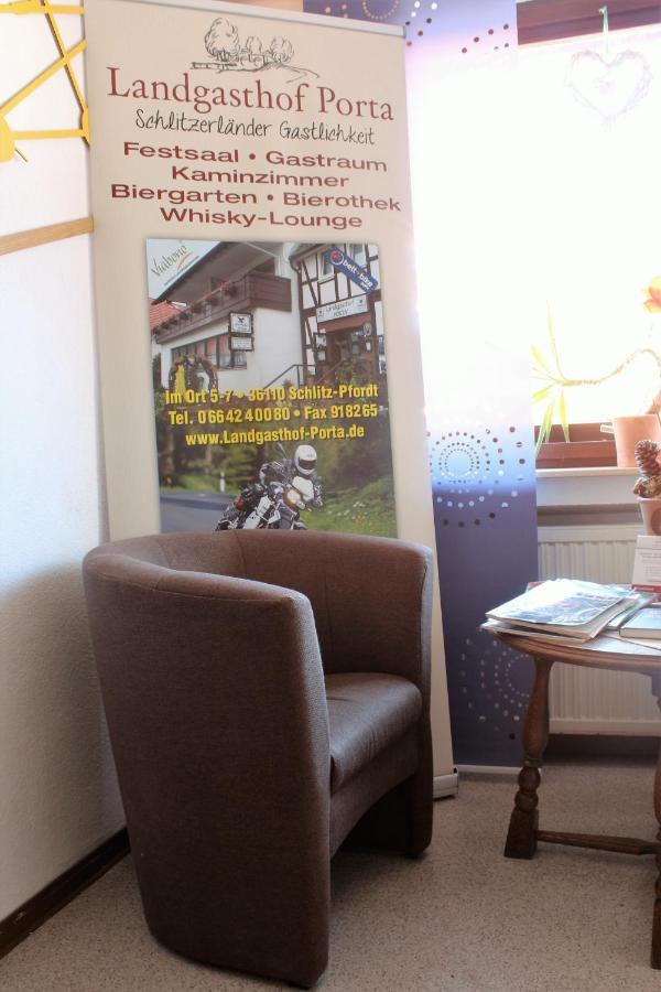 Landgasthof-porta Inn *